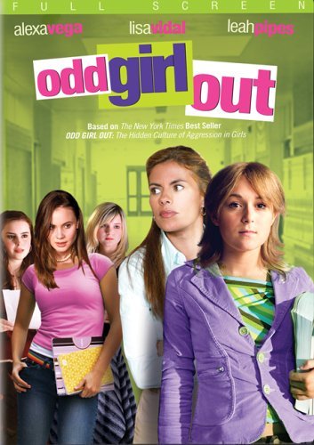 Odd Girl Out (2005) Обнаженные сцены