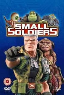 Small Soldiers (1998) Обнаженные сцены