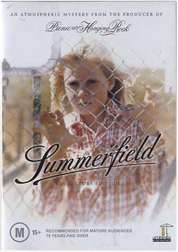 Summerfield (1977) Обнаженные сцены